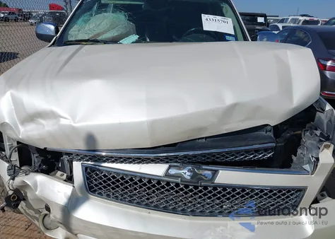 2008 Chevrolet Tahoe Ltz z USA, uszkodzony, nr VIN 1GNFC13J98R233238